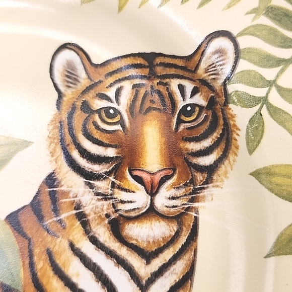 Sakura by Oneida Jungle Animals 8" salad plate - Picture 2 of 6